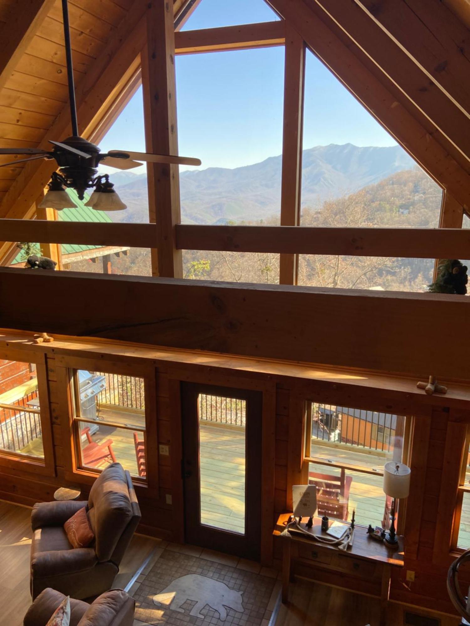 Classy Bear Cabin Gatlinburg Exterior photo